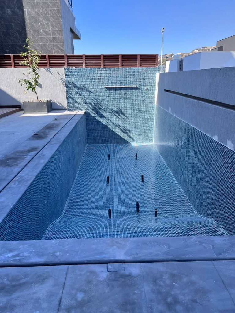Renovation of Two Swimming Pools – Residential Compound, Dabouq