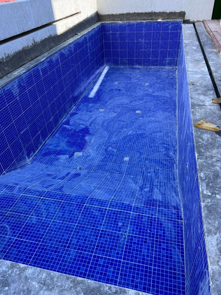 Renovation of Two Swimming Pools – Residential Compound, Dabouq